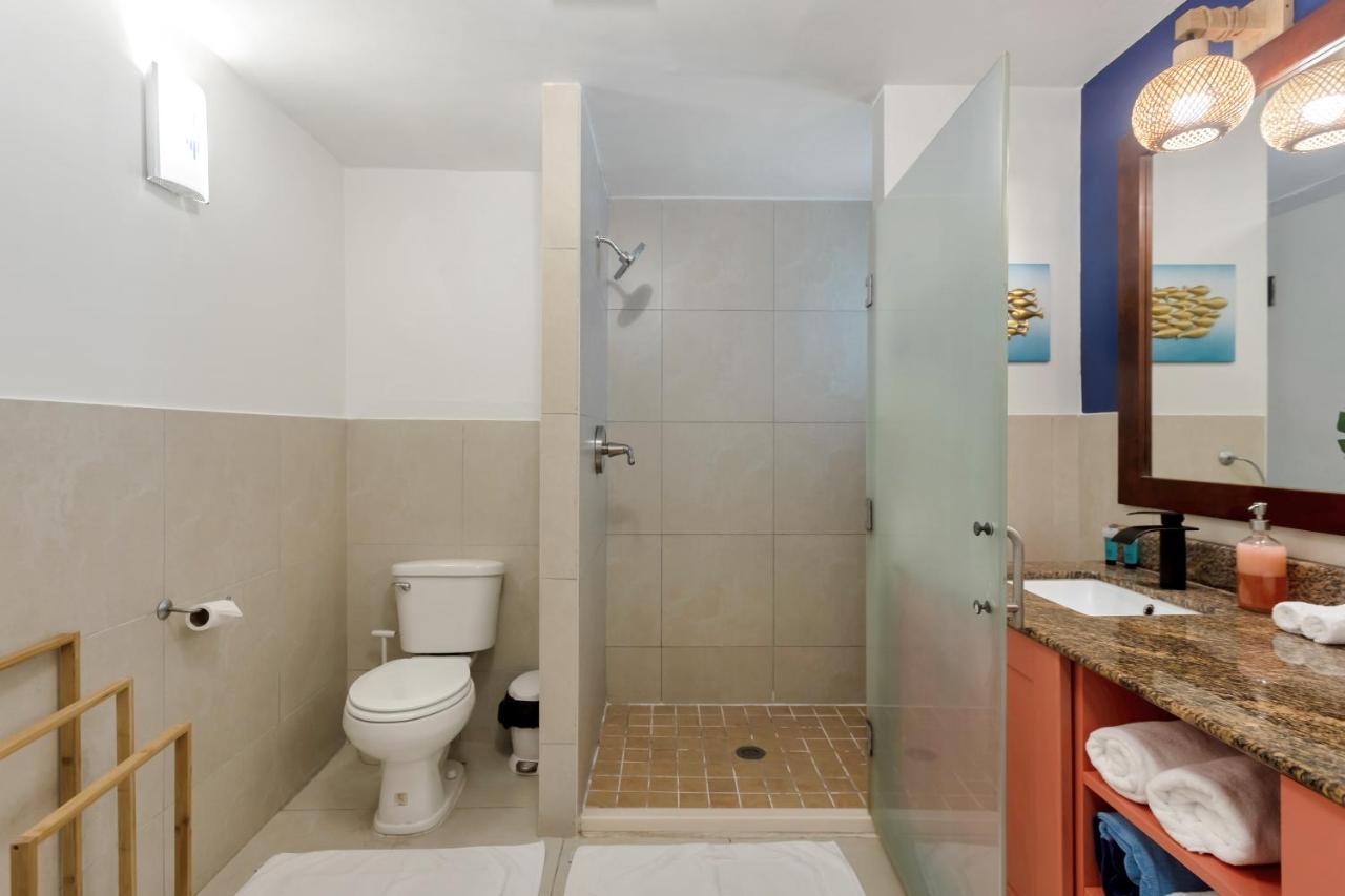 Maho Beach House - Luxe 1-Bedroom - Ocean View Exteriör bild